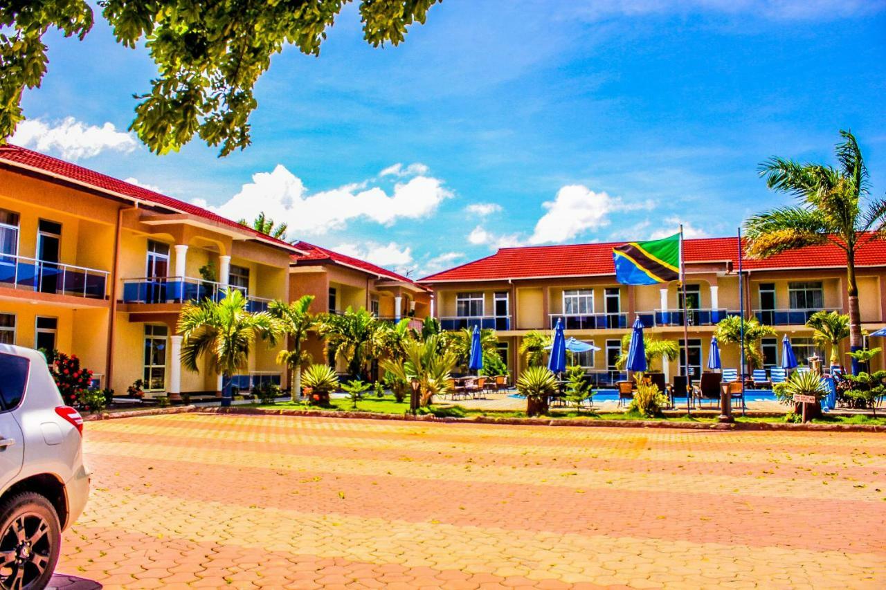 Sea View Beach Resort Lindi Buitenkant foto