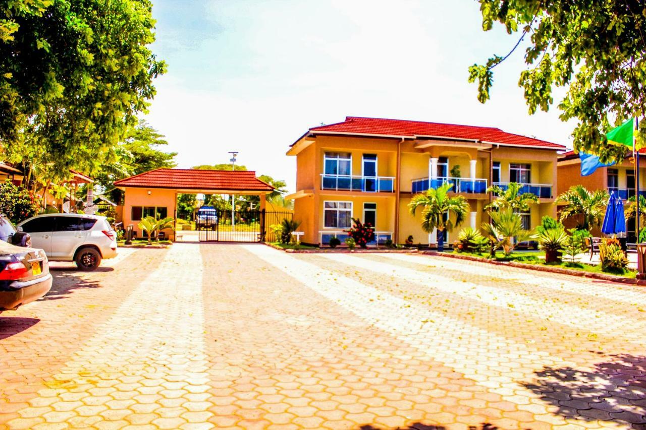 Sea View Beach Resort Lindi Buitenkant foto